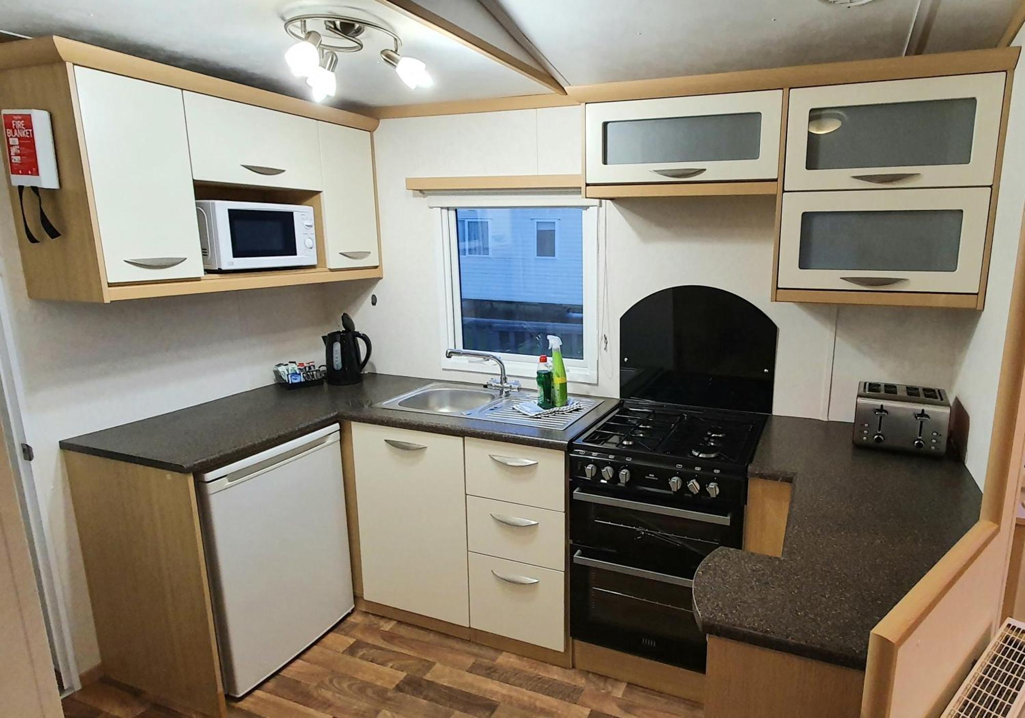 Carnaby Holiday Caravan, West Sands, Selsey Exterior foto